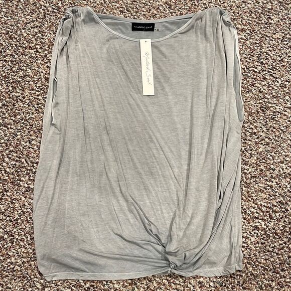 NWT - Light weight Mustard Seed top - Picture 4 of 6